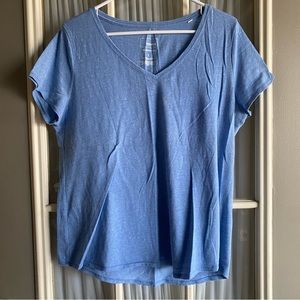 Sonoma everyday tee Vneck top